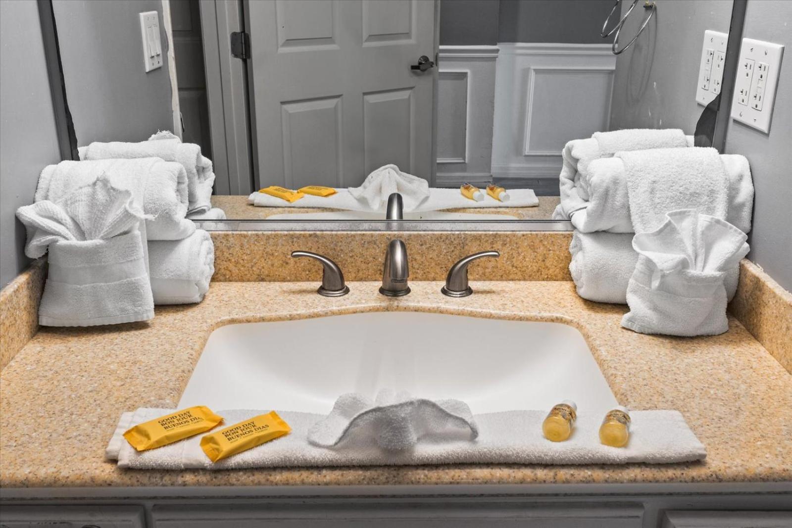 Newly Refurbished 7Th Floor Oceanfront 1 Bedroom At The Wyndham Ocean Walk Daytona Beach Exterior foto